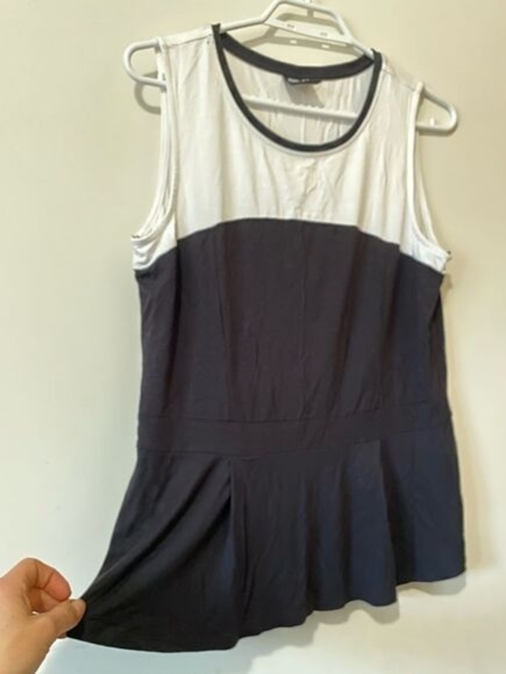 Point Zero Black and White Sleeveless Peplum Tank